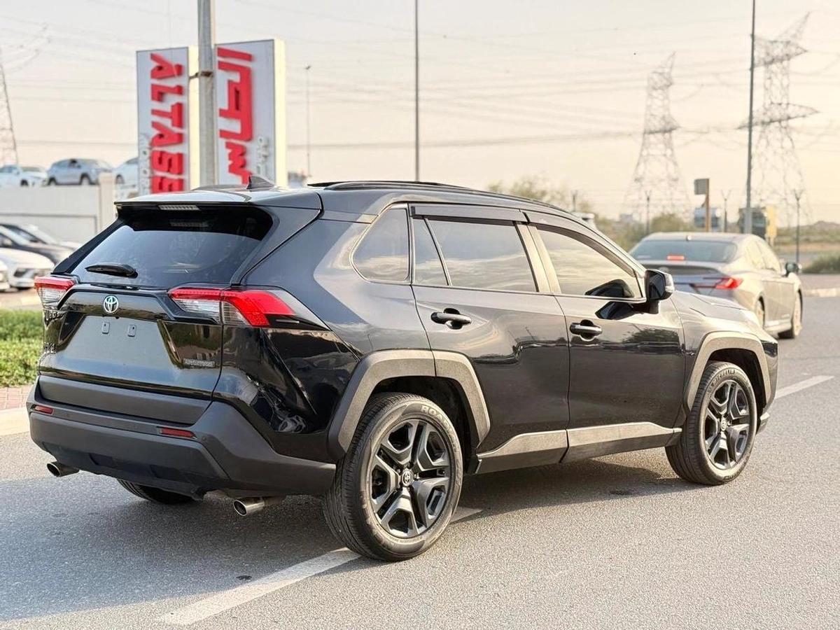 Toyota RAV4 Adventure 2.0 L Japanese Limited 2.0 L // panoramic, 360 camera full option-2-2