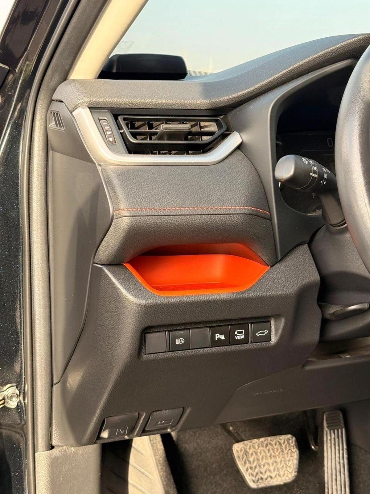 Toyota RAV4 Adventure 2.0 L Japanese Limited 2.0 L // panoramic, 360 camera full option-12-12