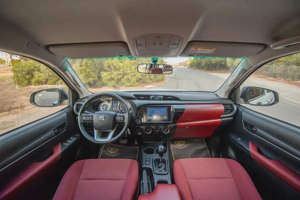 Hilux | Double Cabin 4x4 | Diesel Manual | GCC Specs | Ref#T52040