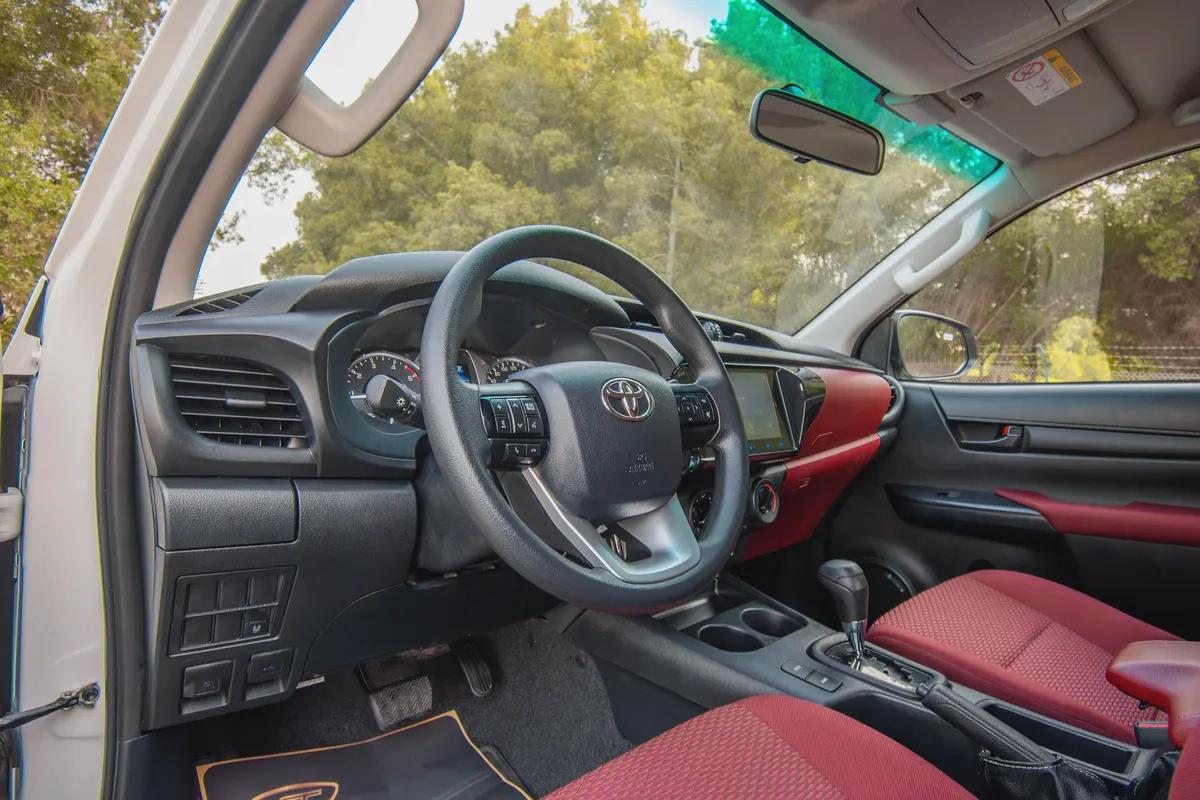 Hilux | Double Cabin 4x4 | Diesel Manual | GCC Specs | Ref#T52040-12-12