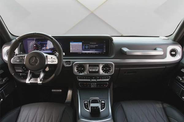 MERCEDES BENZ G63 - 2021 - ORIGINAL GREEN MATTE - FULLY LOADED - AMAZING CONDITION