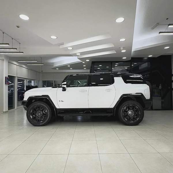 2025 GMC Hummer EV 2X - Brand New