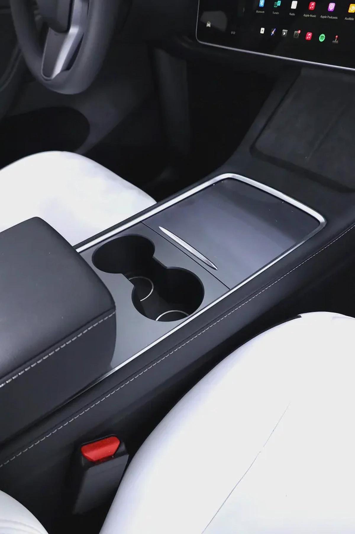 TESLA MODEL Y BRAND NEW 2024-8-8