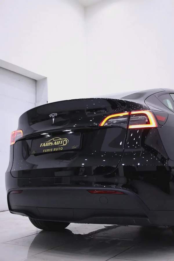 TESLA MODEL Y BRAND NEW 2024