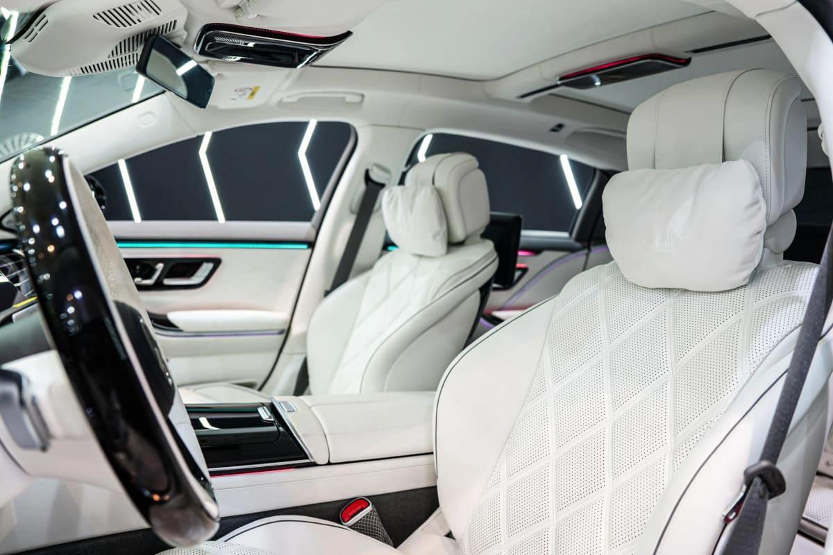 Mercedes-Benz Maybach S680-7-7