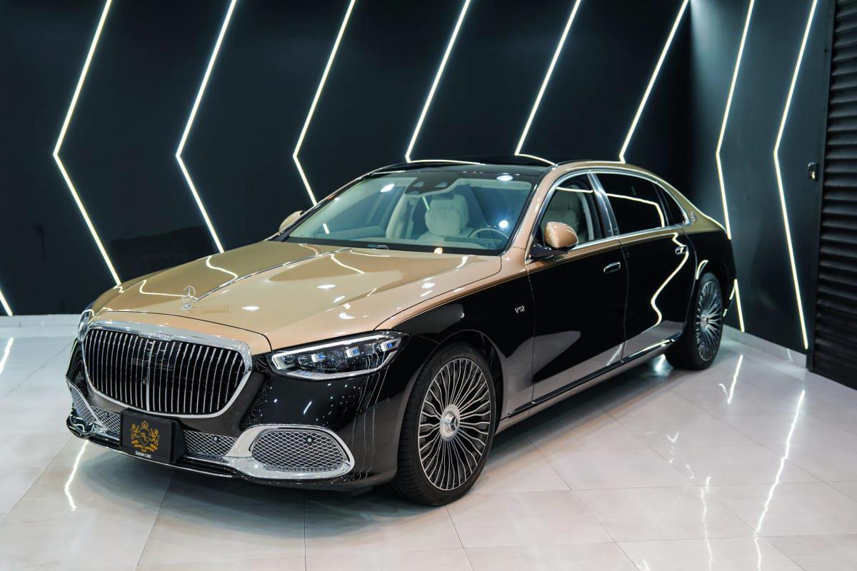 Mercedes-Benz Maybach S680-0-0