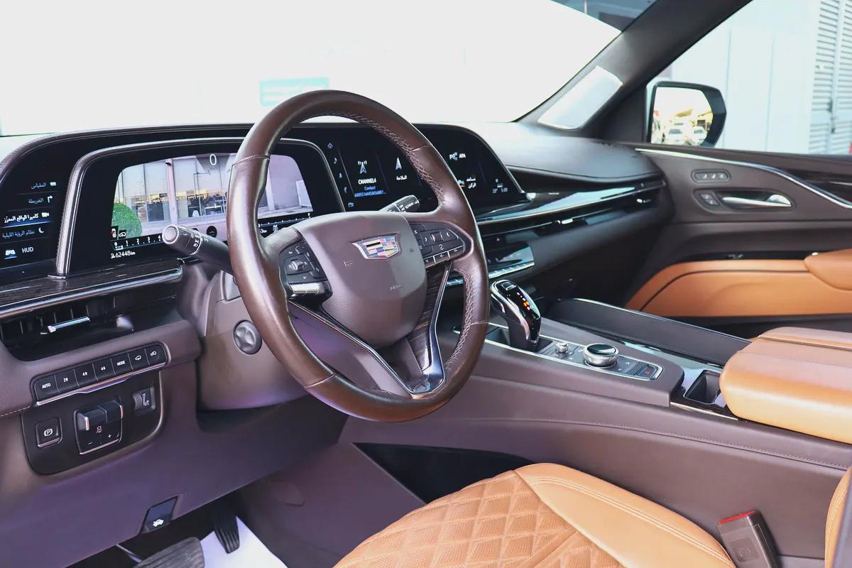 Cadillac Escalade Platinum Luxury 2021 GCC – Full Option – Original Paint-2-2