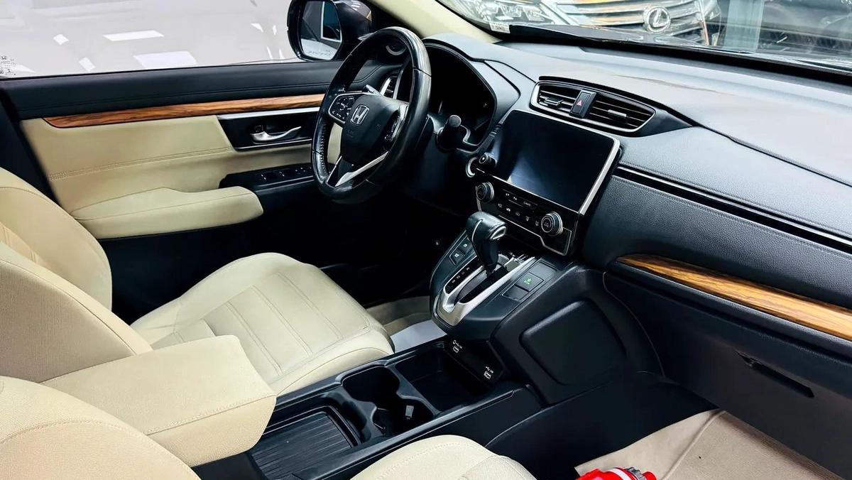 2022 Honda CR-V GCC 1St Owner Full Option-12-12