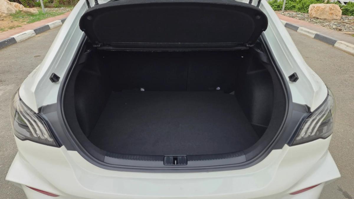 MG MG6 X-LINE (White)-6-6