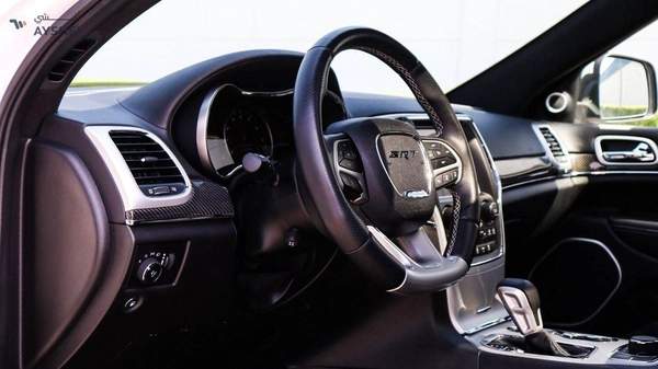 Jeep Grand Cherokee SRT8