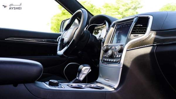 Jeep Grand Cherokee SRT8