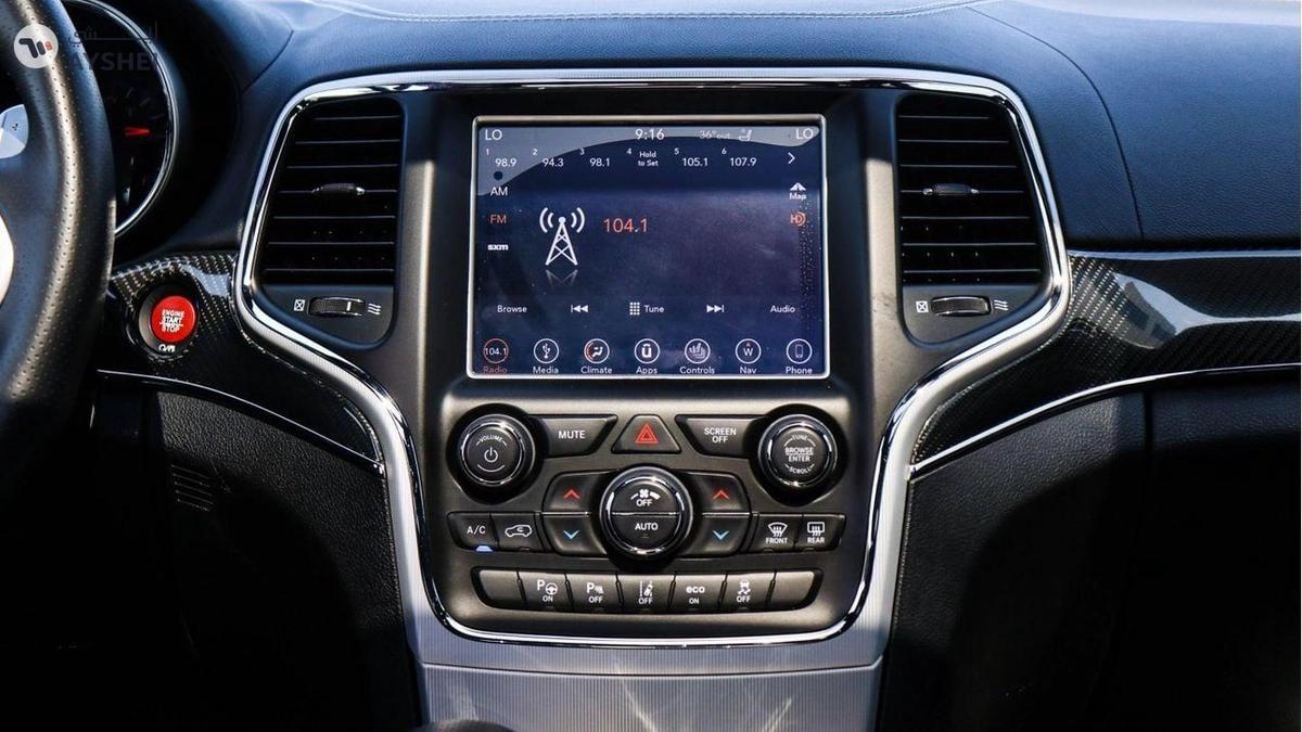 Jeep Grand Cherokee SRT8-7-7