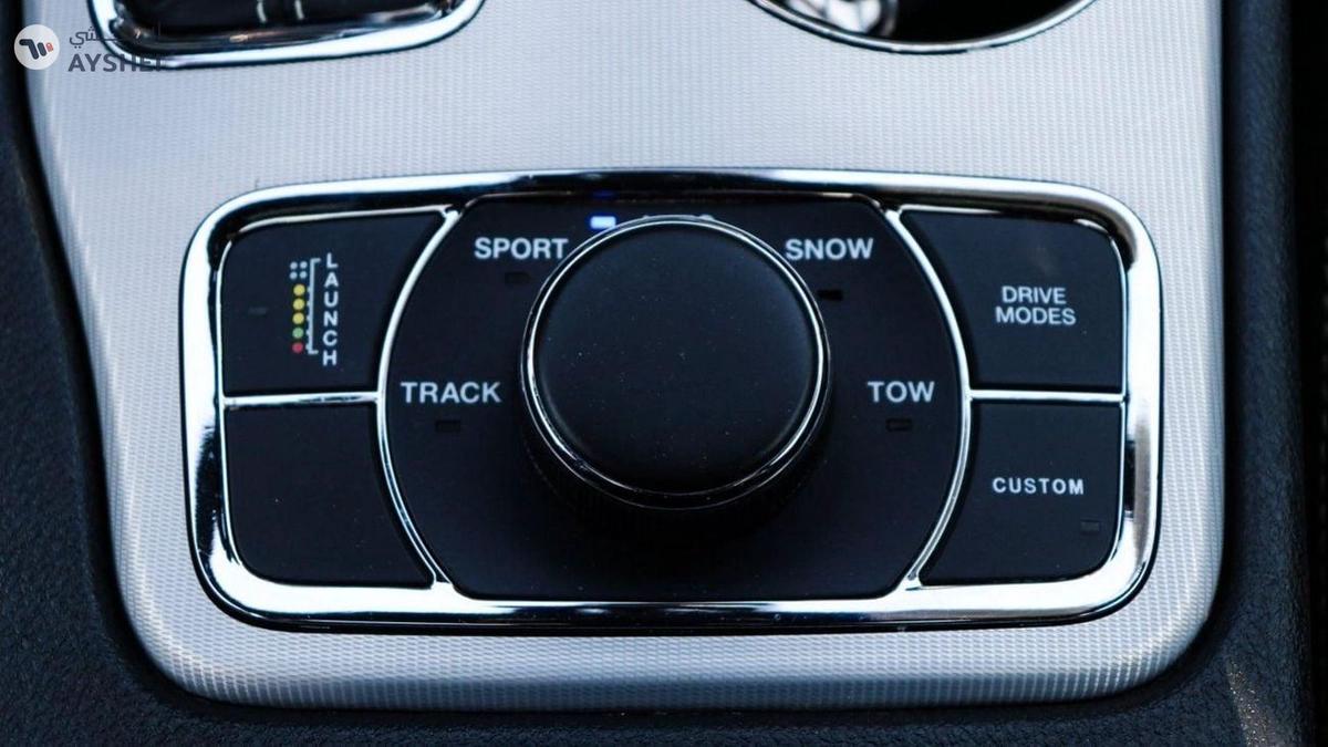 Jeep Grand Cherokee SRT8-9-9