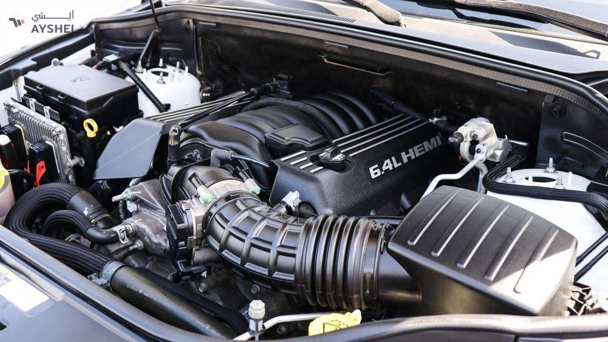 Jeep Grand Cherokee SRT8-12-12