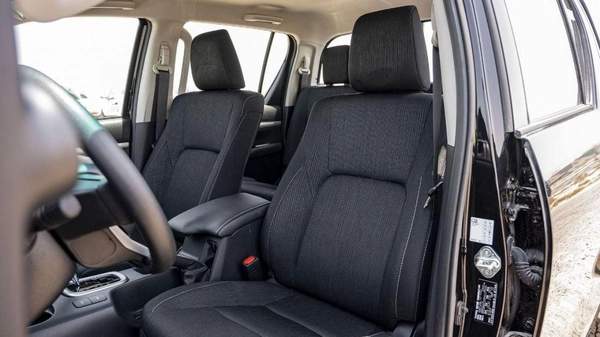 Toyota Hilux Toyota Hilux 2.4L Diesel AT 4x4 Full Option 2025