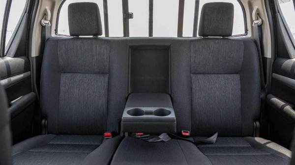 Toyota Hilux Toyota Hilux 2.4L Diesel AT 4x4 Full Option 2025