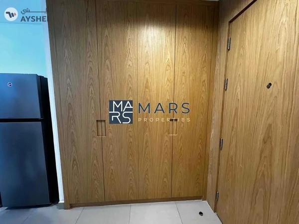 Spacious studio with kitchen appliances and all facilities available in Al mamsha.