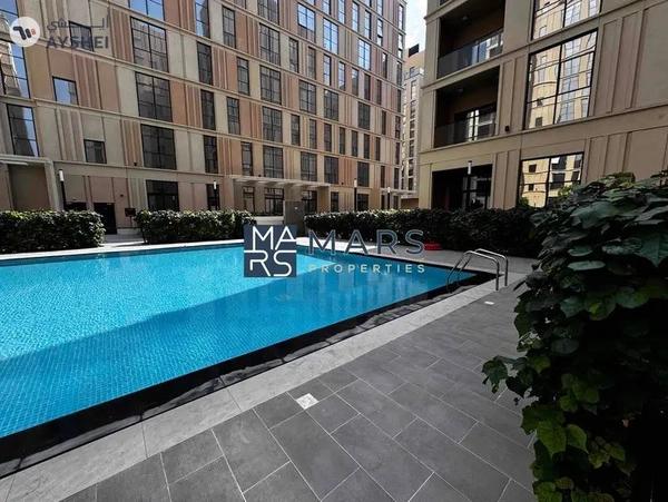 Spacious studio with kitchen appliances and all facilities available in Al mamsha.