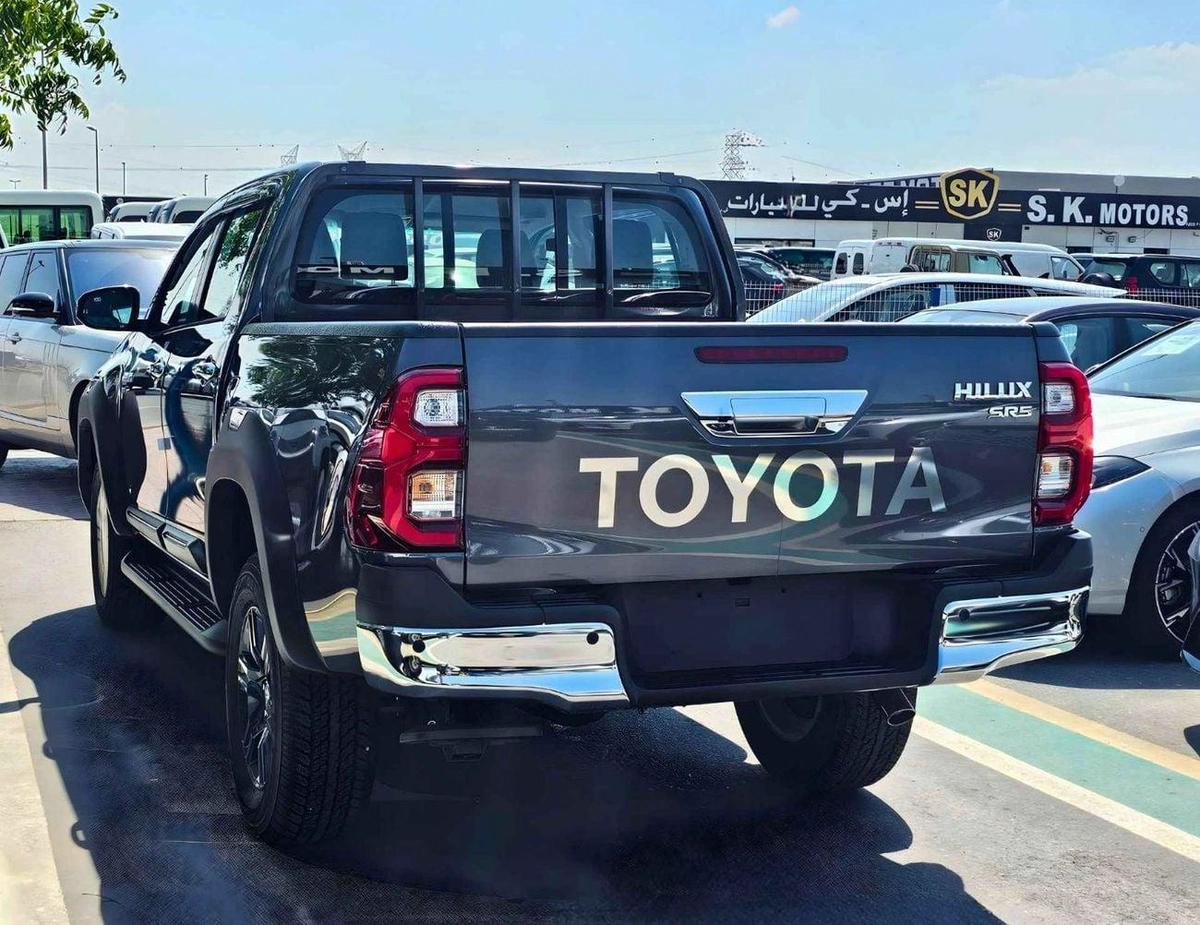 Toyota Hilux SR5 TRD WOOD INTERIOR W VISOR / 4.0L PETROL V6 4WD / BLIND SPOT / DIFFLOCK / DVD+CAMERA (CODE # H6A)-5-5