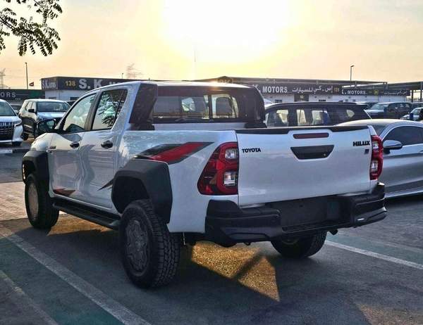 Toyota Hilux GR SPORT WIDE BODY / 4.0L V6 PETROL / OVER FENDER, 360*CAMERA, DRIVER PWR SEATS / CODE#H4GRY