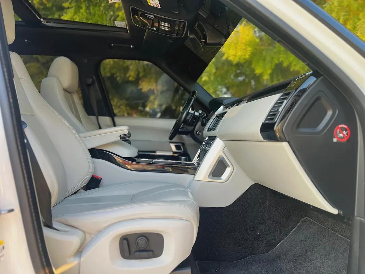 Land Rover Range Rover Vogue HSE 2016 - GCC Specs-12-12