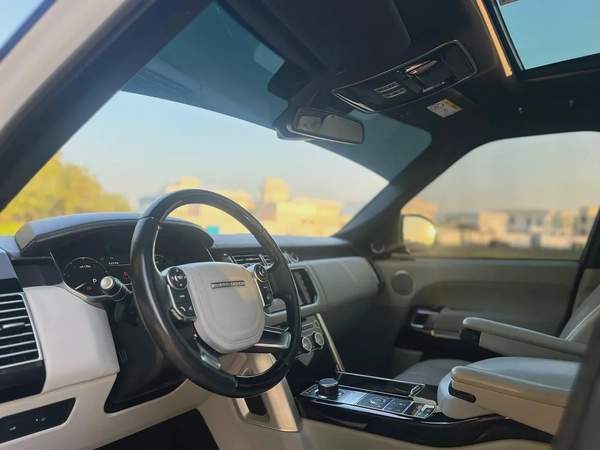 Land Rover Range Rover Vogue HSE 2016 - GCC Specs