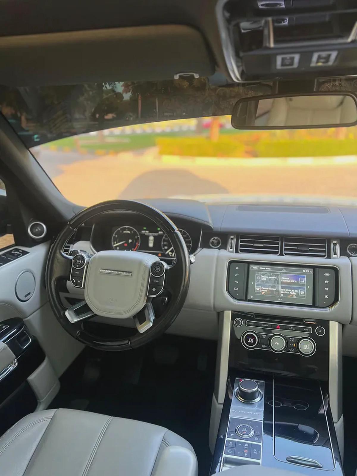 Land Rover Range Rover Vogue HSE 2016 - GCC Specs-16-16