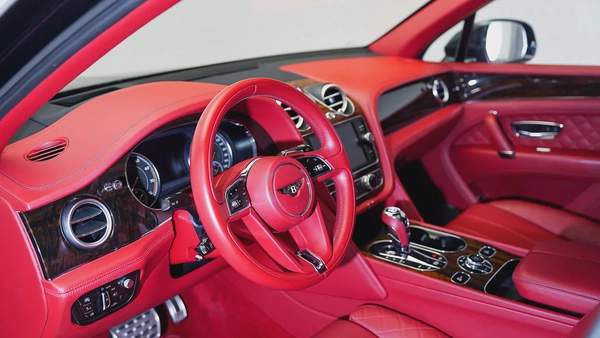 Special Offer | AED 7,701 PM | Factory Carbon Fibre Sport Package | Bentayga W12 Carbon