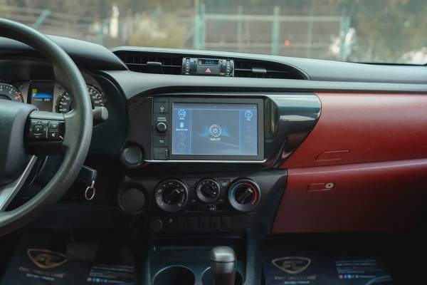 Hilux | Double Cabin 4x2 | Automatic | GCC Specs | Ref#T45099