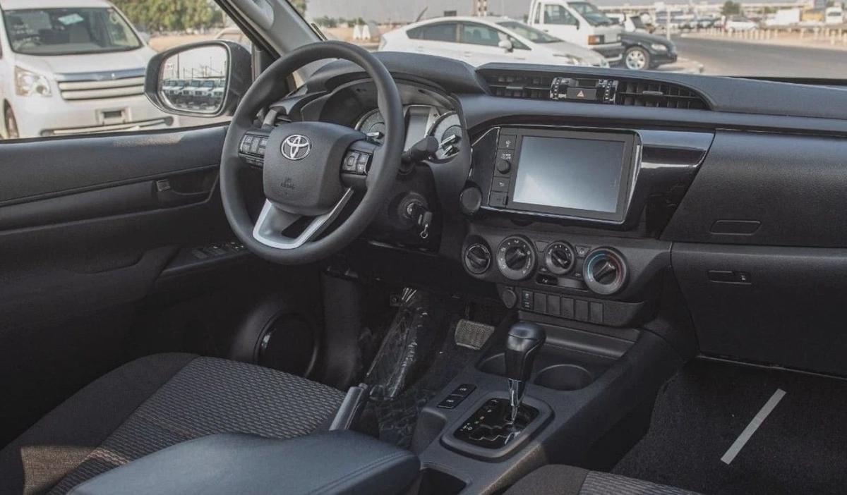 Toyota Hilux TOYOTA HILUX 2.4L MID OPTION A/T MY2025 FOR EXPORT-10-10