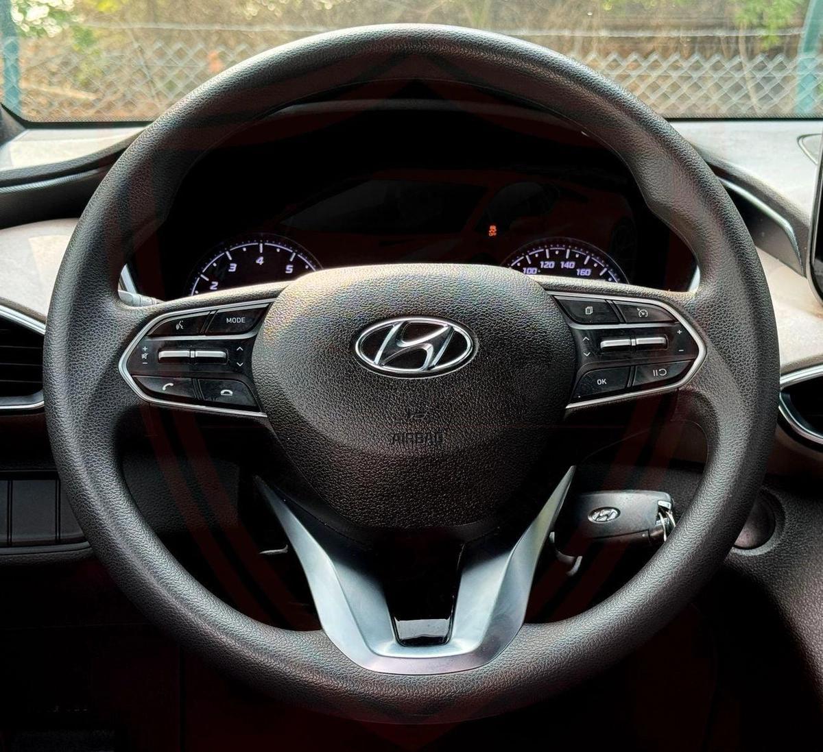 Used Hyundai Santa Fe 2024-19-19