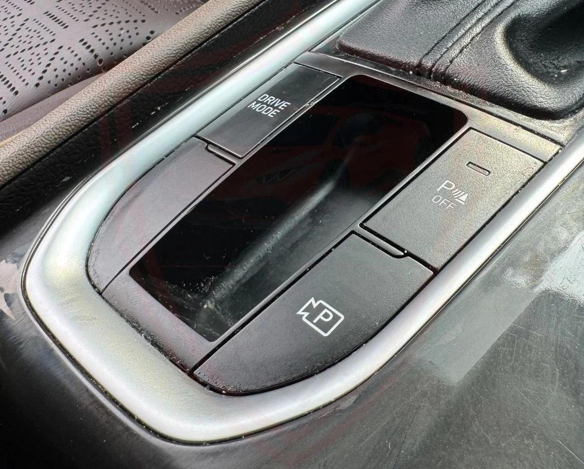 Used Hyundai Santa Fe 2024-3-3