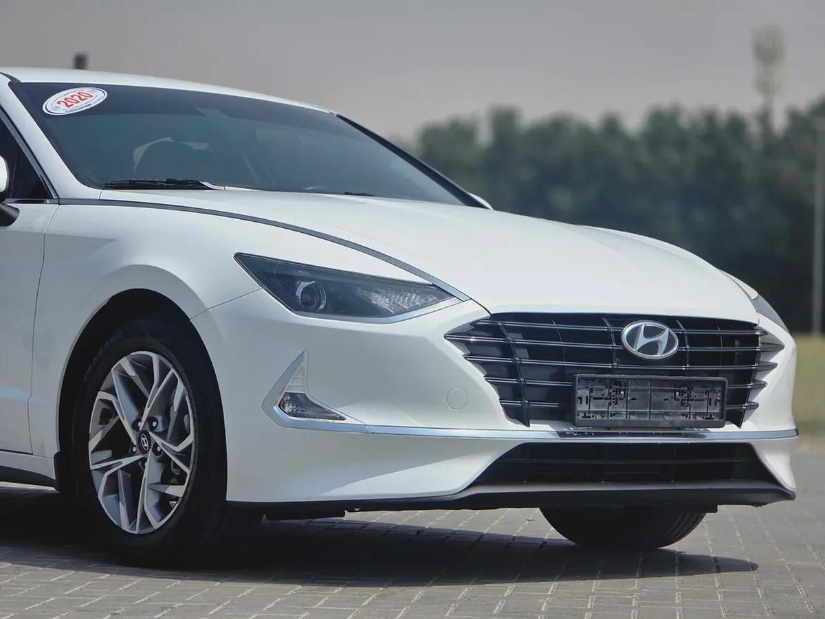 Hyundai Sonata Smart + 2020 - GCC Specs - Excellent Condition-4-4