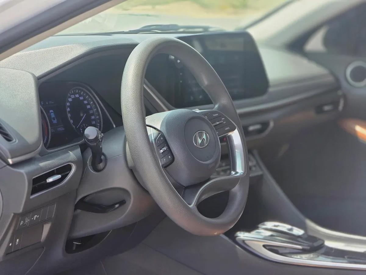 Hyundai Sonata Smart + 2020 - GCC Specs - Excellent Condition-10-10