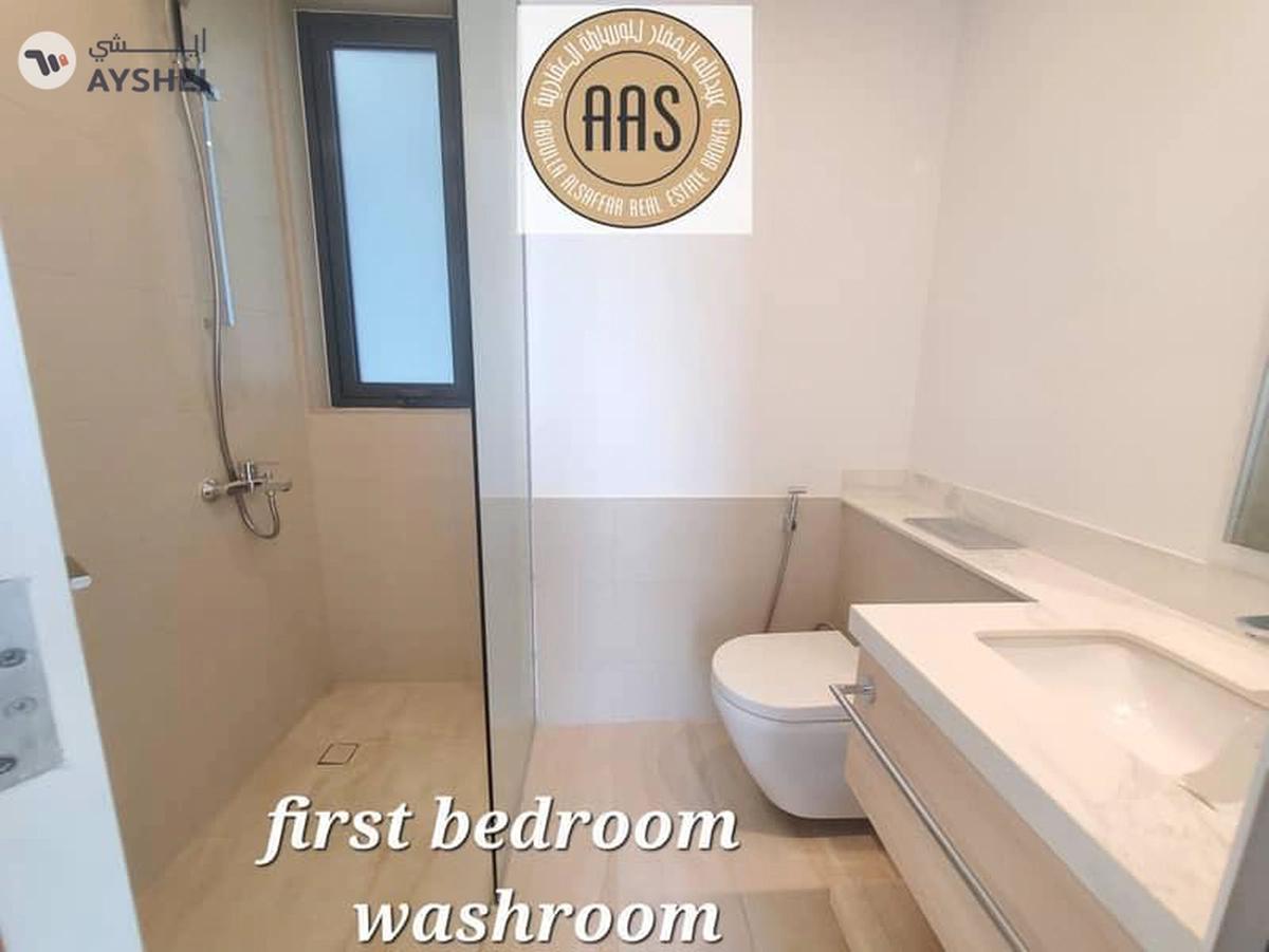 Brand new ● Huge layout ● Gym,Pool,Tennis Court,football Court-14-14