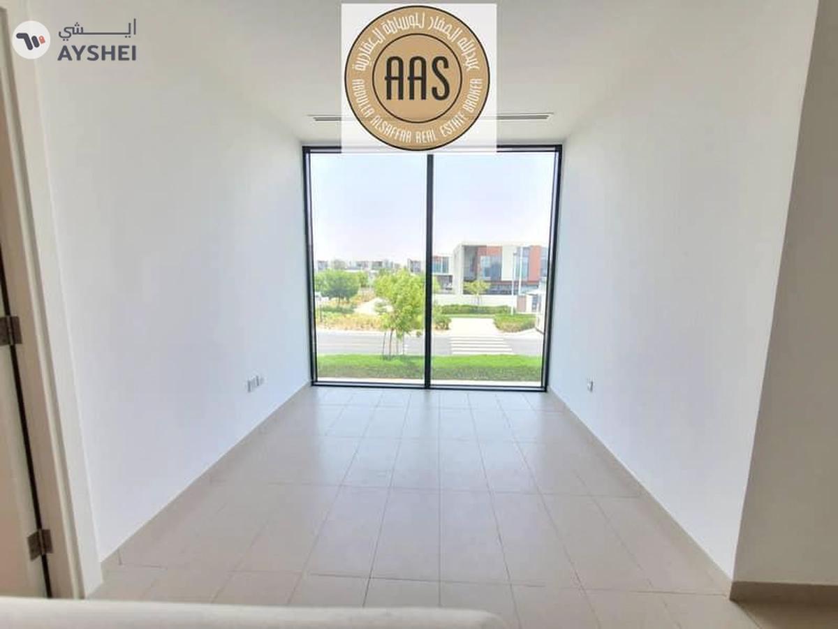 Brand new ● Huge layout ● Gym,Pool,Tennis Court,football Court-17-17