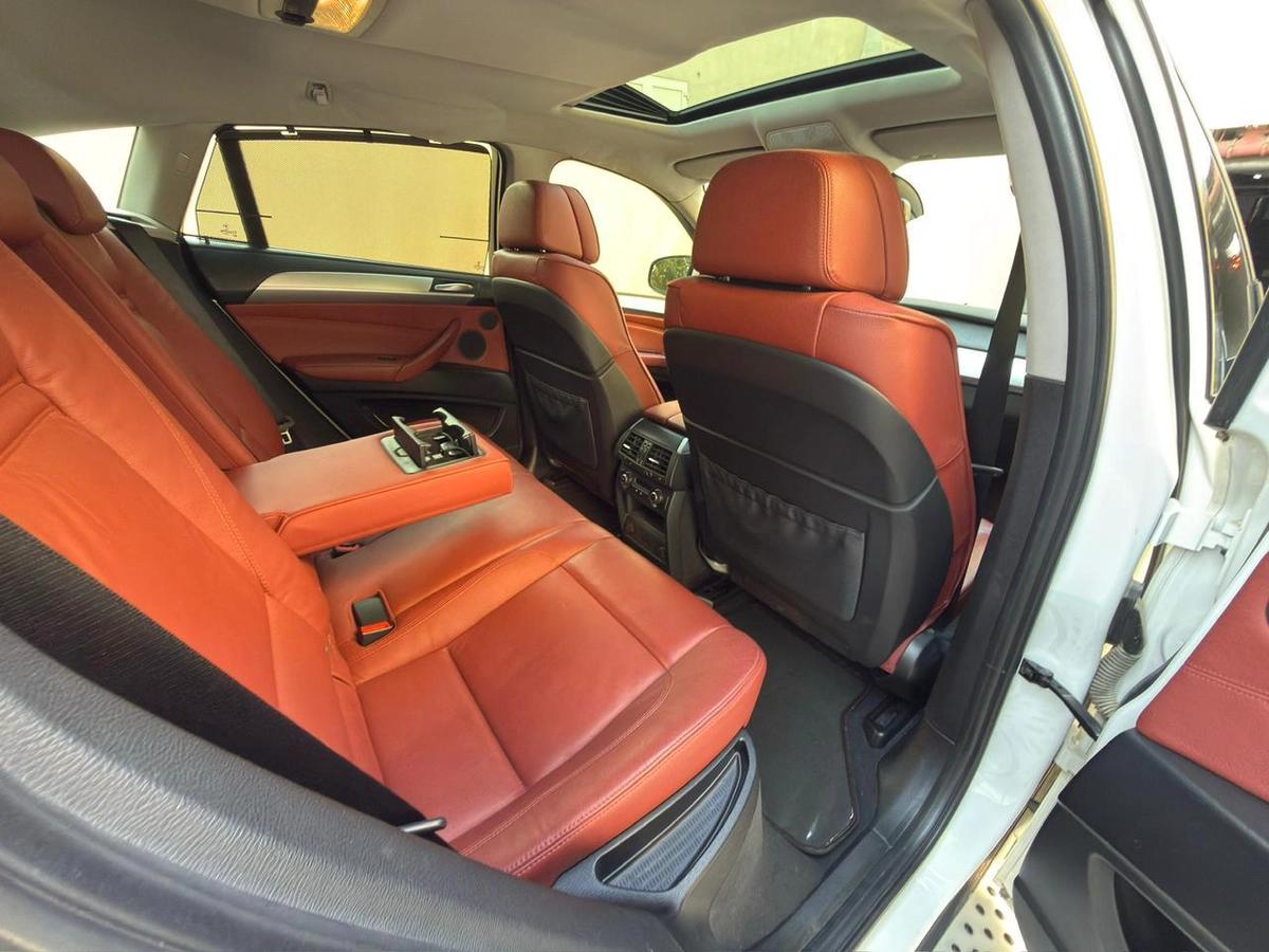 Gulf Specs 2013 BMW X6 XDRIVE35i Executive 3.0Litre 6-Cyl Twin-Power Turbo-11-11