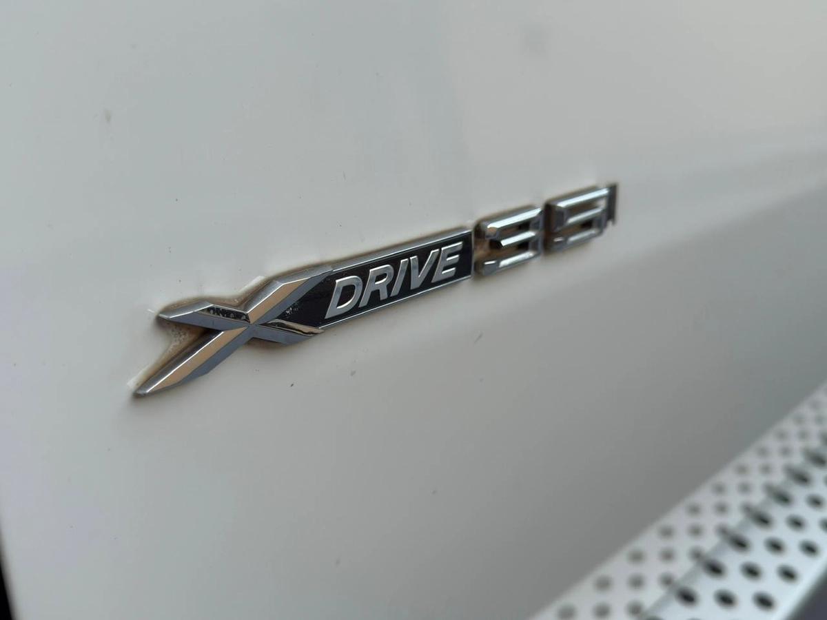 Gulf Specs 2013 BMW X6 XDRIVE35i Executive 3.0Litre 6-Cyl Twin-Power Turbo-1-1