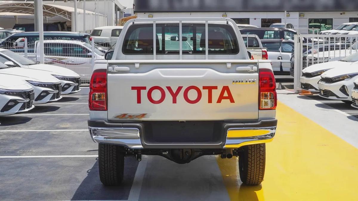 2026 Toyota Hilux Double Cab GLX 2.4L DIESEL - GCC Specs - Brand New!-5-5