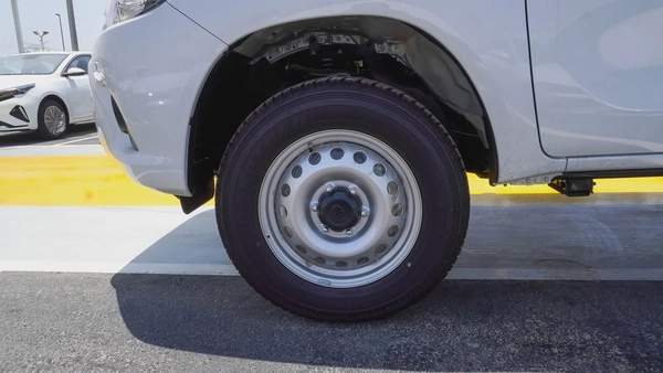 2026 Toyota Hilux Double Cab GLX 2.4L DIESEL - GCC Specs - Brand New!