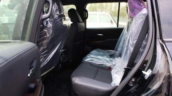 Toyota Land Cruiser LC300 GXR 4.0P AT MY2025 – BLACK