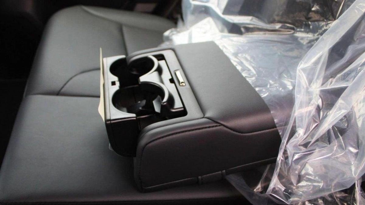 Toyota Land Cruiser LC300 GXR 4.0P AT MY2025 – BLACK-15-15