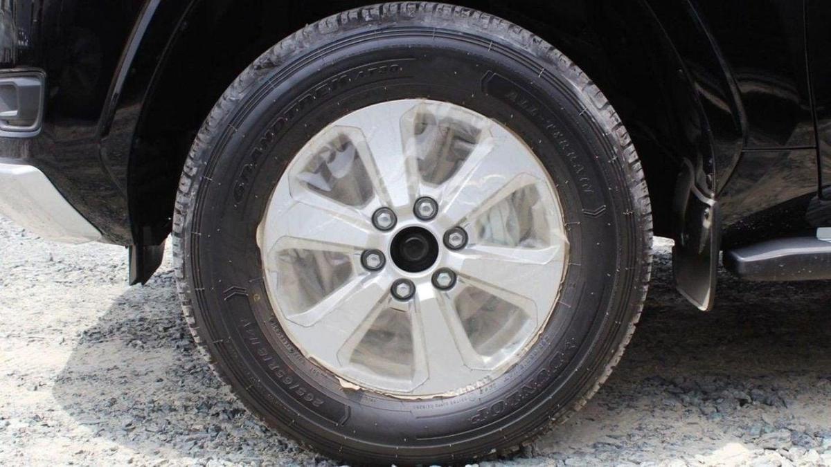 Toyota Land Cruiser LC300 GXR 4.0P AT MY2025 – BLACK-19-19
