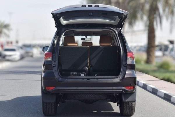 Toyota Fortuner FORTUNER 2.4L DSL