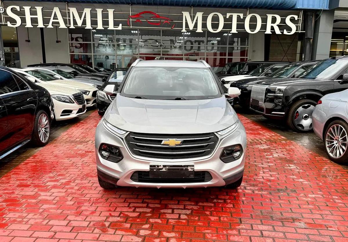 2023 Chevrolet Groove LT - GCC Specs - Like New!-5-5