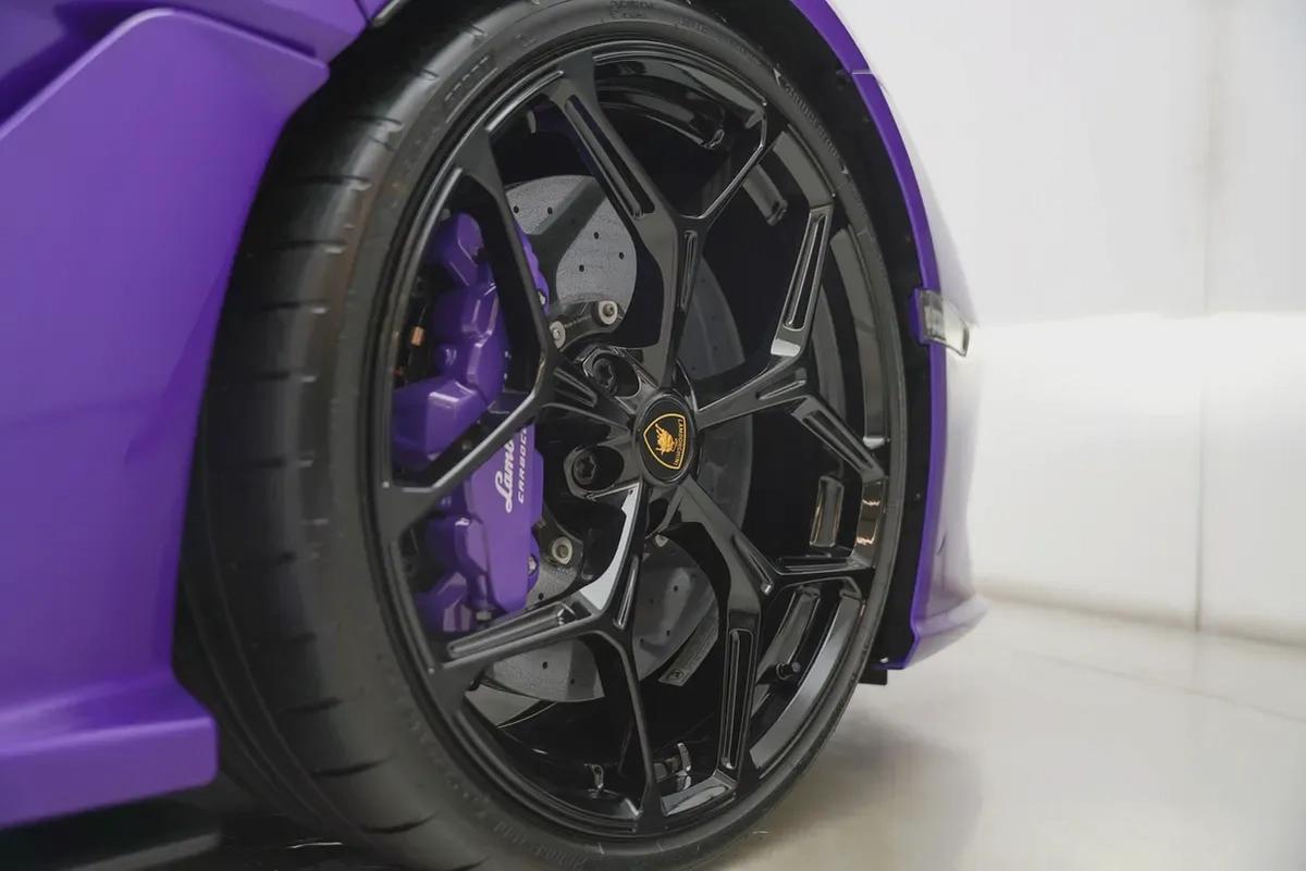 2025 LAMBORGHINI REVUELTO-12-12