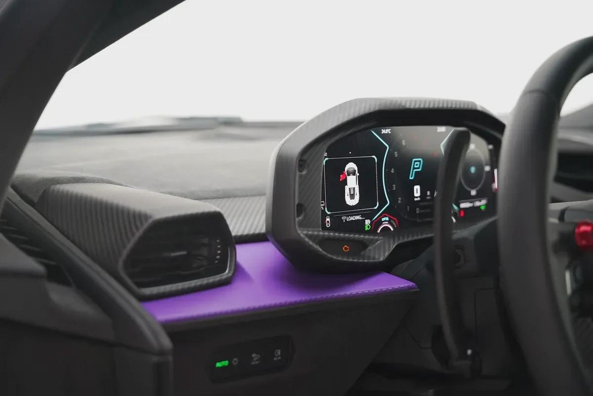 2025 LAMBORGHINI REVUELTO-1-1