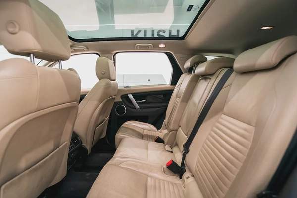 2020 LAND ROVER DISCOVERY SE SPORT P200