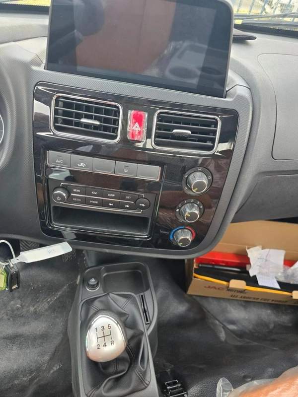Hyundai H 100 SINGLE CAB PICKUP DIESEL 2.8L 2026 MODEL GCC SPECS