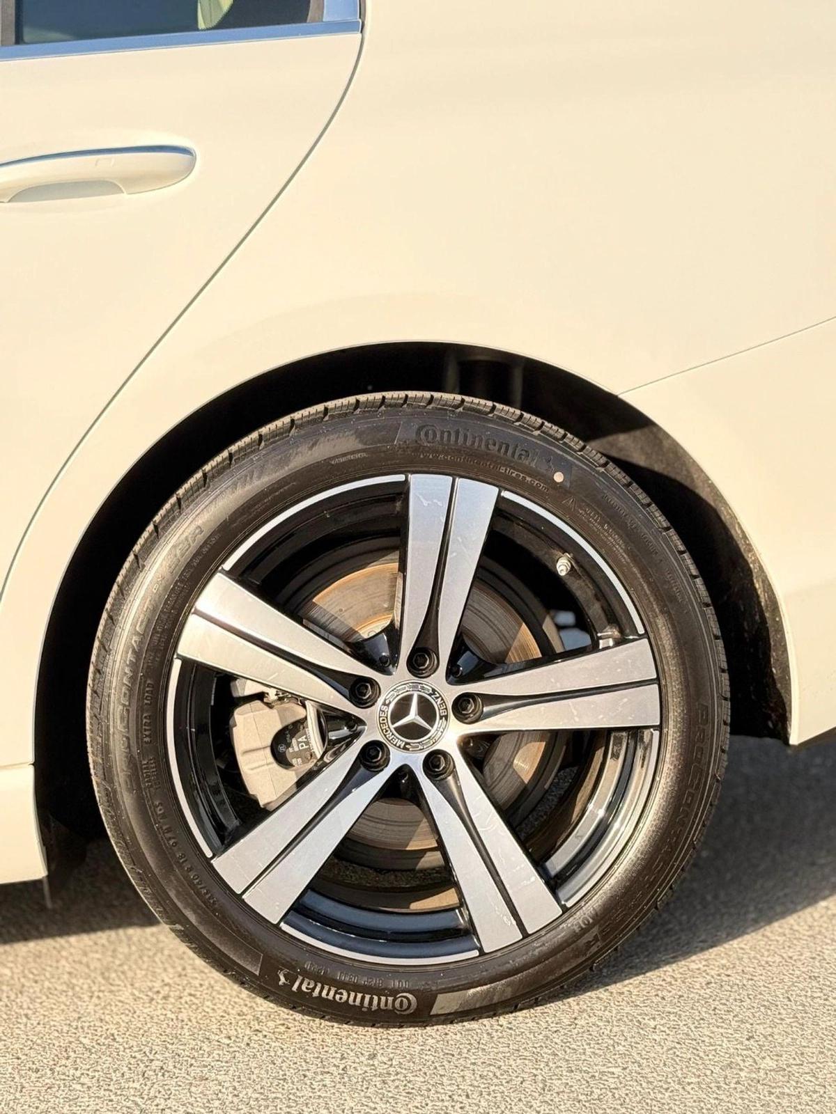 Mercedes-Benz C 300 C 300 2025 premium-11-11